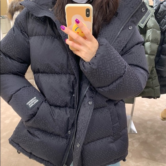 Burberry Sellindge Short Jacket - Picture 2 of 10